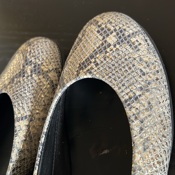 Studio Flexx women’s animal print leather flats size 8 - Picture 15 of 15